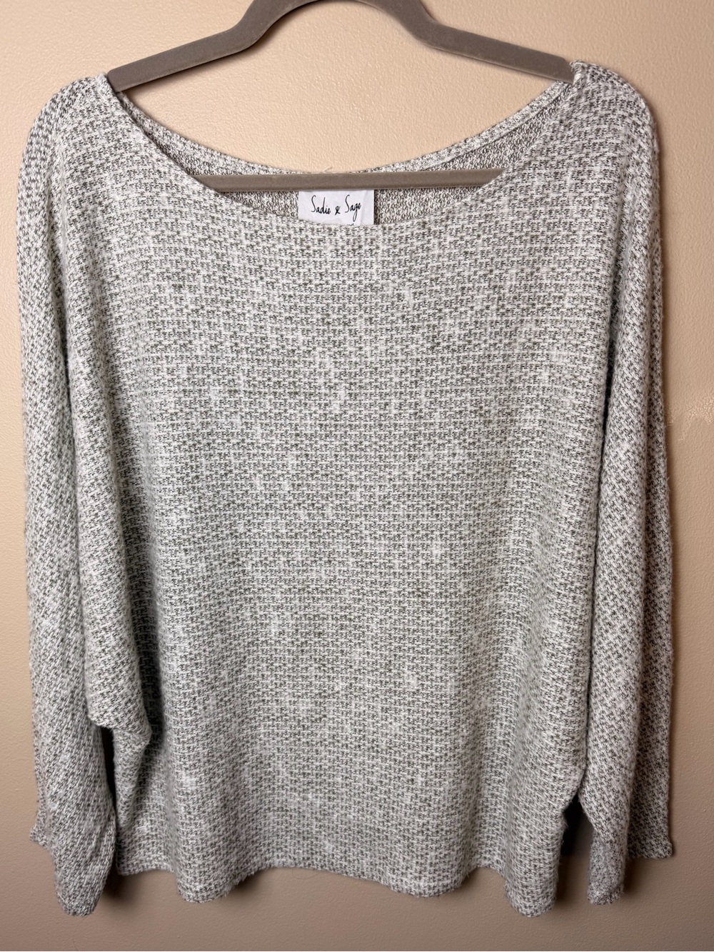 Sadie & Sage Billie Dolman Sleeve Knit Top Gray Cream Size M Made in USA